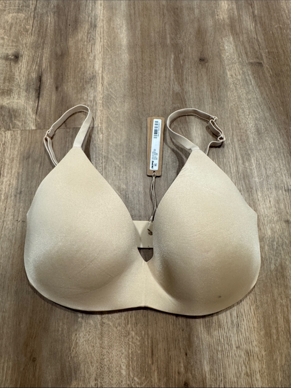 SKIMS 32DD Seamless Nude T-Shirt Bra - Lightweight Support